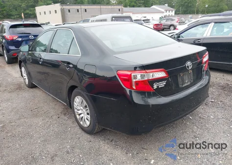 2014 Toyota Camry L/Se/Le/Xle z USA, uszkodzony, nr VIN 4T4BF1FK4ER423042